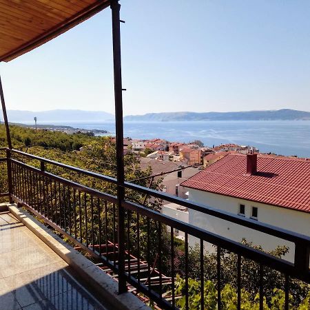 Apartments Flora Crikvenica Luaran gambar