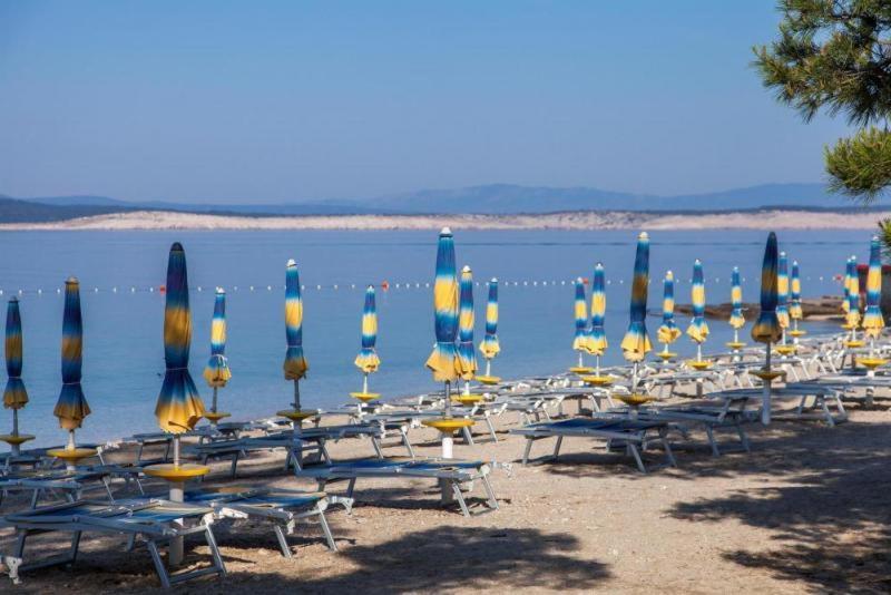 Apartments Flora Crikvenica Luaran gambar
